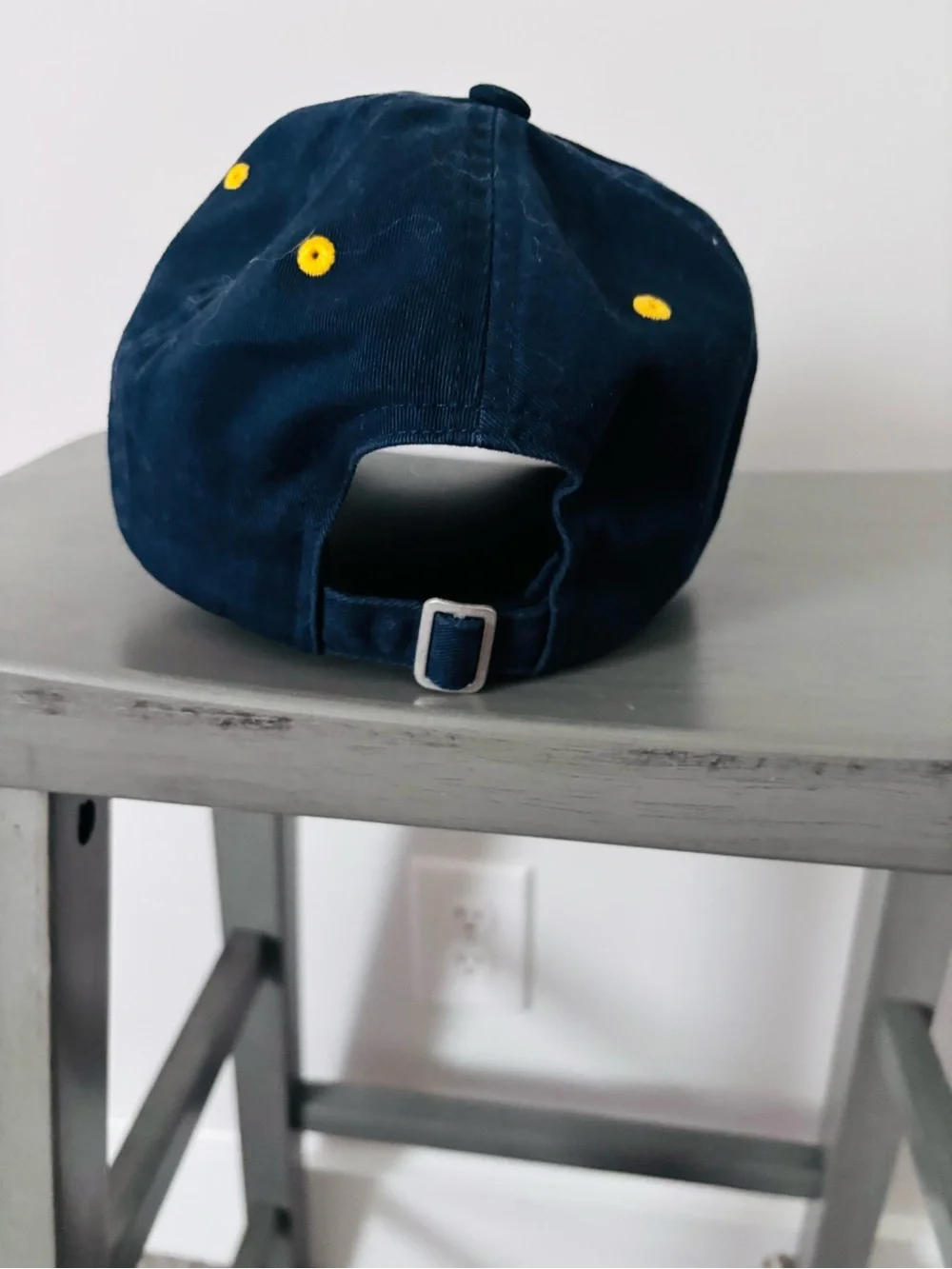 Paramount Yellowstone Dutton Ranch Women’s Navy Baseball Cap